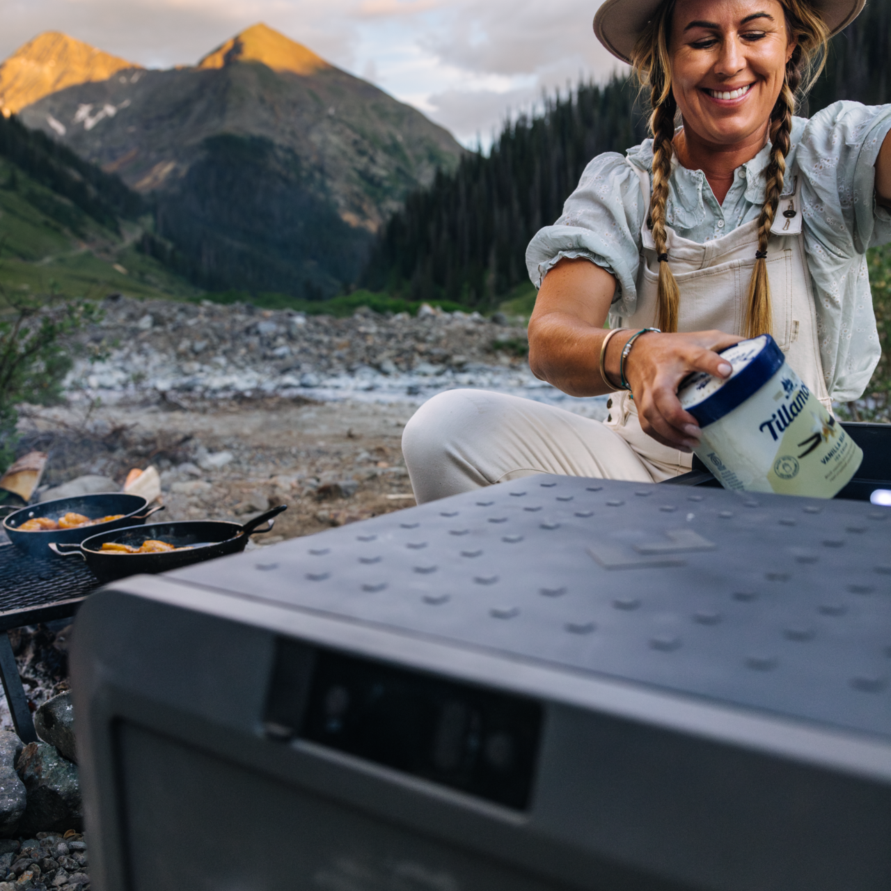 Dometic CFX5 95 Powered Cooler Dual Zone