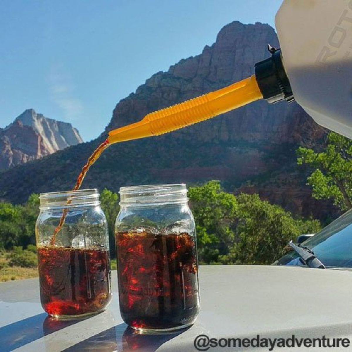 RotoPax RX-1W WaterPax Portable 1 Gallon Water Container