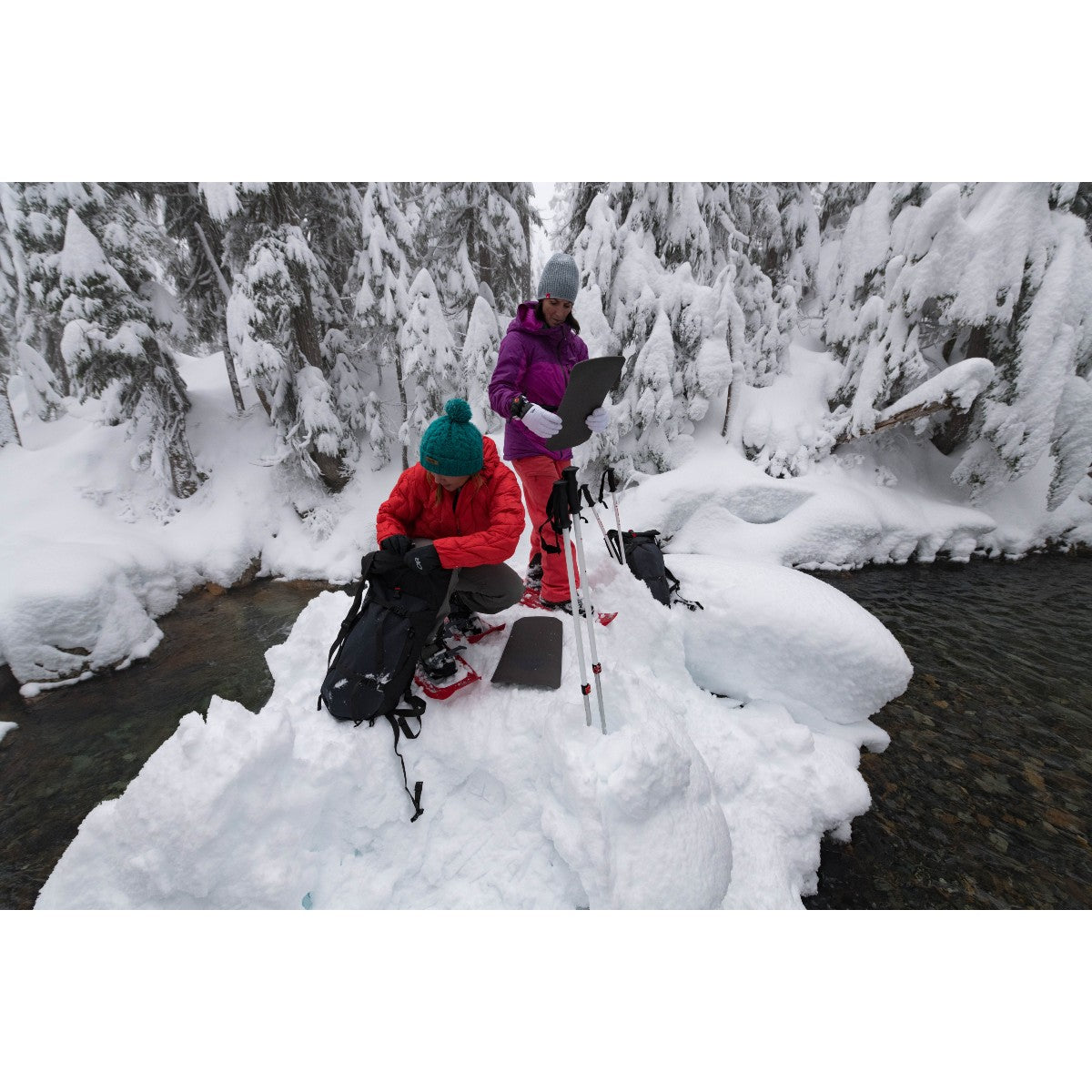 MSR Shift Electric Pop Pink Youth Snowshoes
