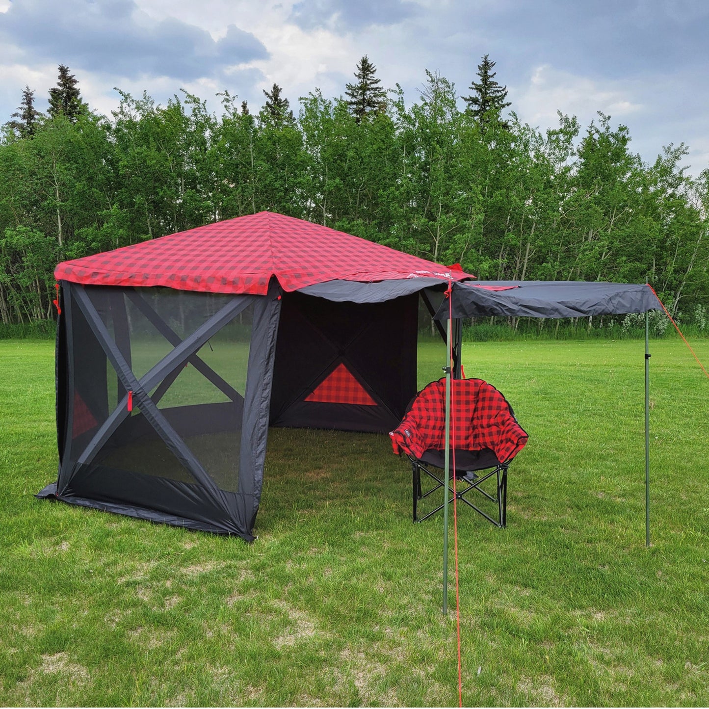 Kuma Bear Den Deluxe Gazebo