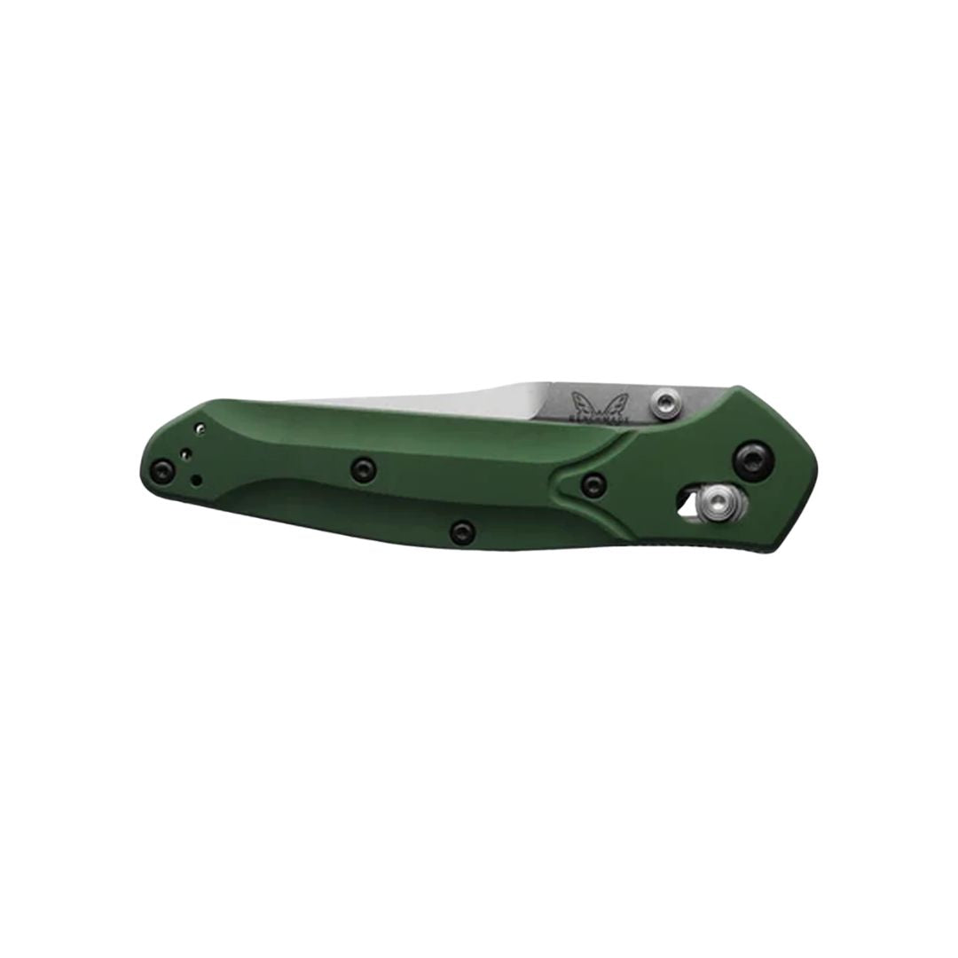 Benchmade 940 Osborne folding knife closed view showing green aluminum handle.