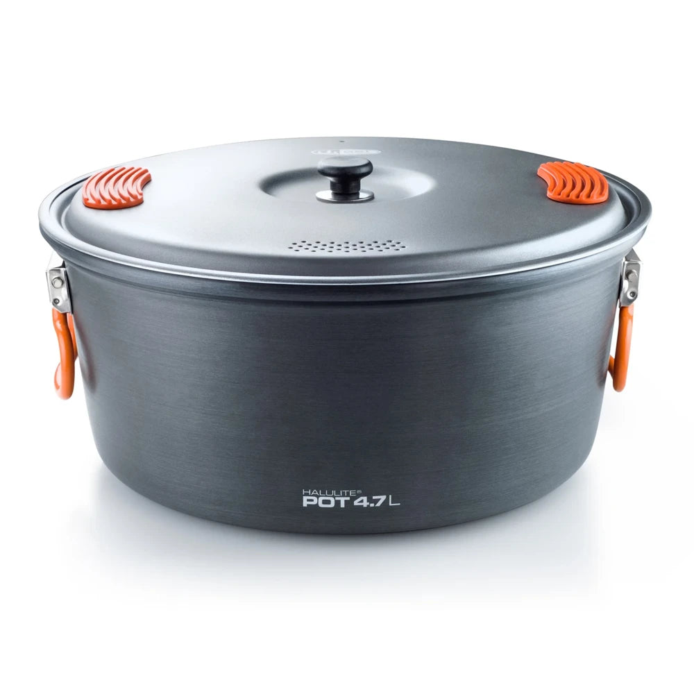 GSI Outdoors Halulite 4.7 liter aluminum camping cooking pot with lid front product view