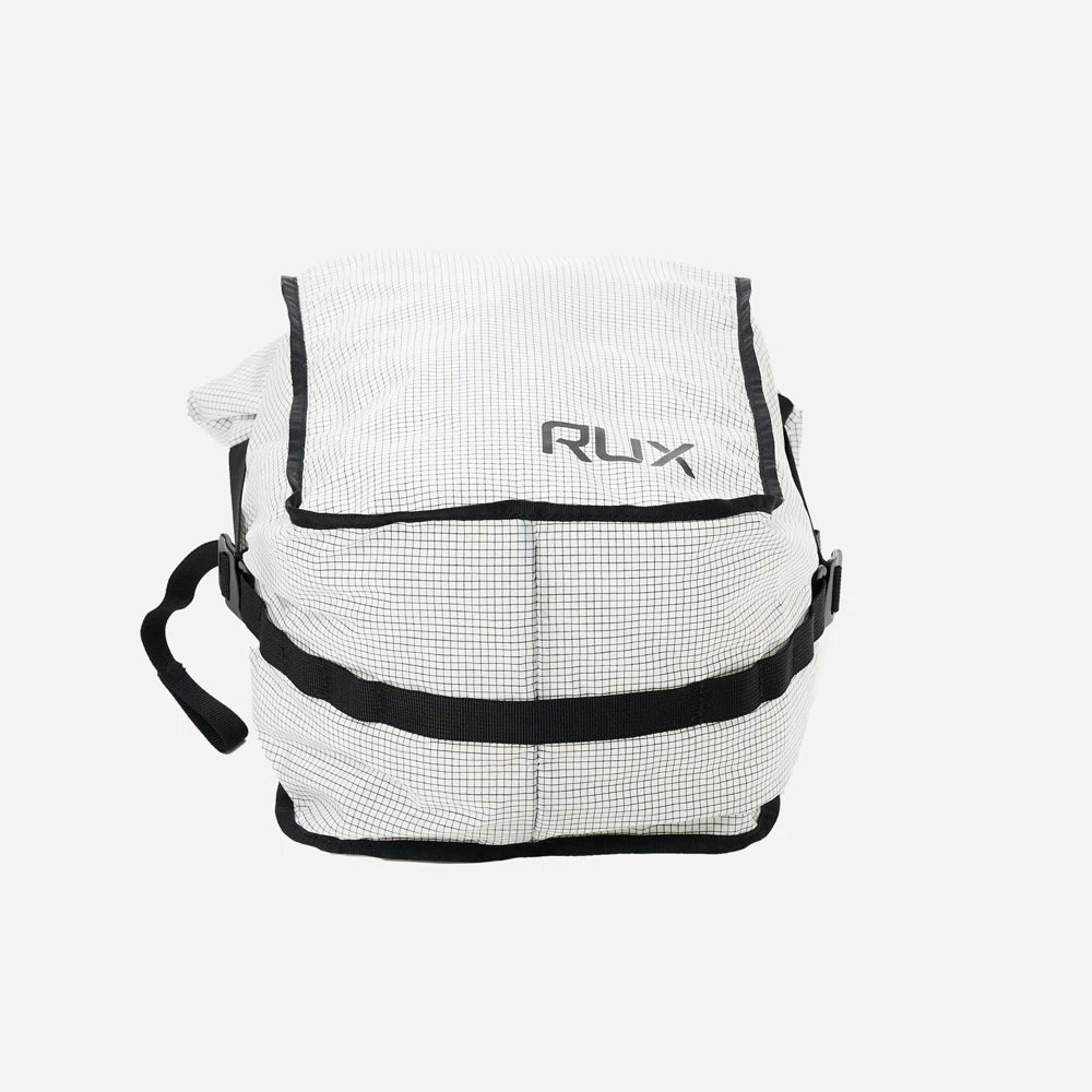 Rux Packing Cube 10L top flap view demonstrating secure closure system and flexible opening