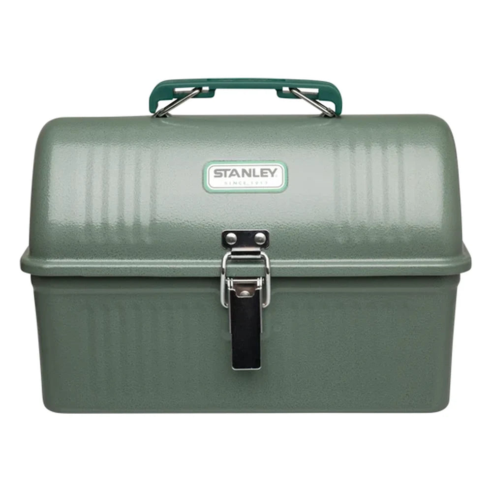 Stanley Classic Lunch Box 5.5QT in Hammertone Green front hero on white background showing hammertone green metal dome-lid lunch box with ribbed top, green arched carry handle, white oval Stanley Since 1913 badge on the front, and single silver metal latch buckle